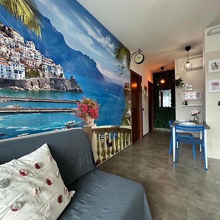 Il Gabbiano Savona "Luxury House" - Wifi, Parking, Shopping Center Apartment Exterior foto