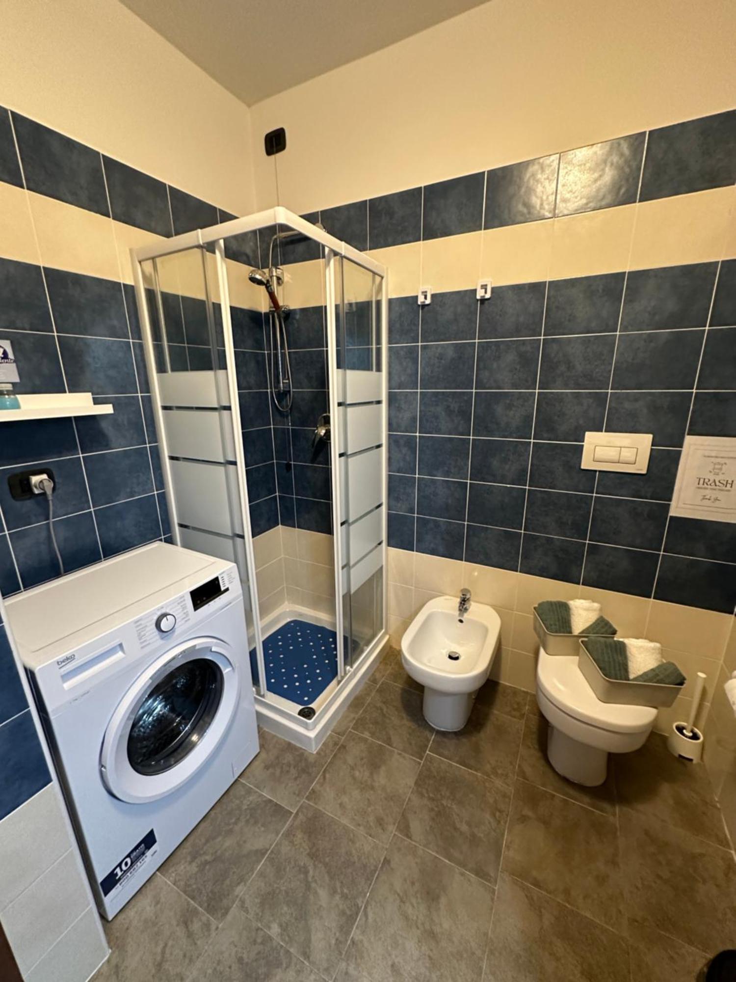 Il Gabbiano Savona "Luxury House" - Wifi, Parking, Shopping Center Apartment Exterior foto